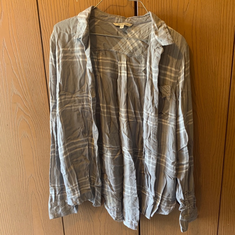 🌼 3/$25 Calvin Klein Plaid Button Up Shirt
